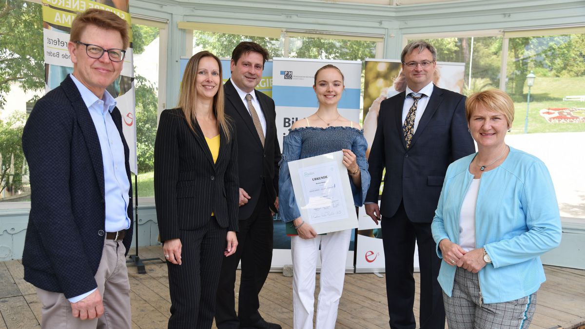 4-preisverleihung_schreibwettbewerb-baden-2020_nevena-banov_foto-pohl